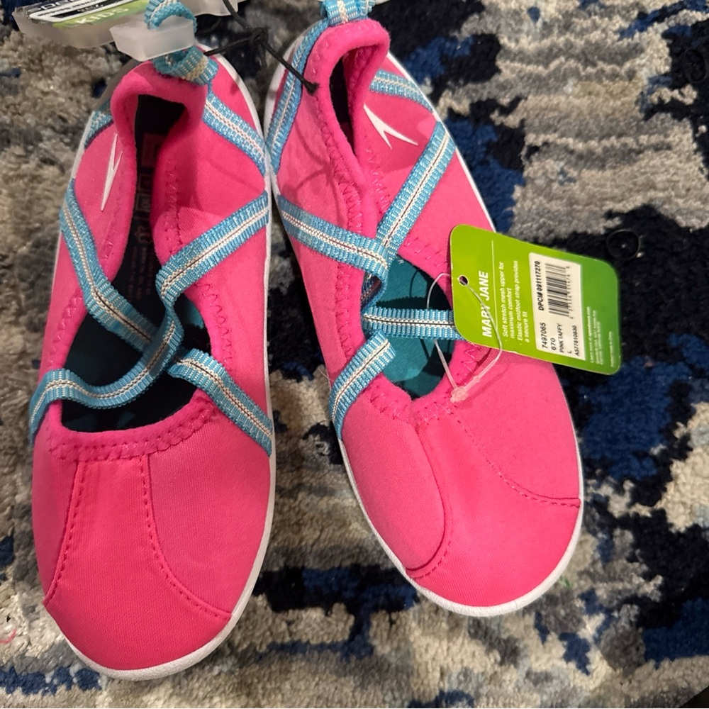 Speedo Mary Jane Shoes, Kids L 9-10 Great for the Water, Pink Taffy Color, NEW